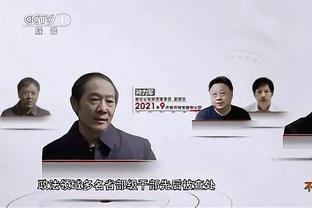 滕哈赫：欢迎范佩西这样的前球员回曼联，我非常乐意帮助他